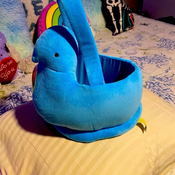 Peeps bundle, blue chic baskets x 3 and yellow plush bunny x1 - Picture 2 of 10